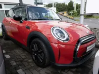 Gebraucht Mini Cooper Classic 136 PS (100 kW) 2021 Rot Kleinwagen