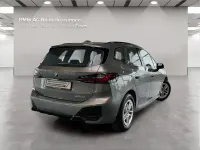 Gebraucht BMW 220 M Sport 150 PS (110 kW) 2025 Grau Van / Kleinbus