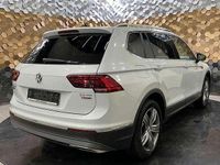 Gebraucht VW Tiguan Allspace Highline 179 PS (131 kW) 2018 White silver SUV