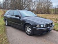 Gebraucht BMW 525 Exclusive 192 PS (141 kW) 2002 Schwarz Kombi