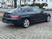 Gebraucht Mercedes C180 156 PS (114 kW) 2018 Schwarz Coupé