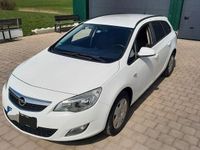 Gebraucht Opel Astra 165 PS (121 kW) 2012 Weiß Kombi