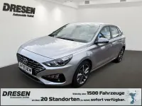 Gebraucht Hyundai i30 Trend 120 PS (88 kW) 2023 Silber Limousine