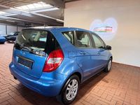 Gebraucht Mercedes A170 Elegance 116 PS (85 kW) 2009 Blau Kleinwagen