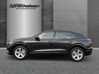Gebraucht Audi Q8 Ambiente 340 PS (250 kW) 2022 Mythosschwarz metallic SUV
