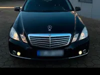 Gebraucht Mercedes E200 136 PS (100 kW) 2010 Schwarz Limousine
