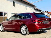 Gebraucht BMW 520 Luxury Line 190 PS (139 kW) 2022 Rot Kombi