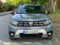 Używany Dacia Duster Extreme 131 KM (96 kW) 2022 Szary SUV
