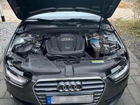 Gebraucht Audi A4 177 PS (130 kW) 2014 Grau Kombi