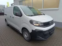 Neu Opel Vivaro-e Combi 120 PS (88 kW) 2026 Weiß Van / Kleinbus