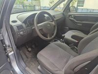 Gebraucht Opel Meriva 105 PS (77 kW) 2006 Silber Van / Kleinbus