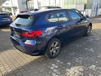 Gebraucht BMW 118 Advantage 140 PS (102 kW) 2020 Blau Kleinwagen