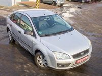 Gebraucht Ford Focus 101 PS (74 kW) 2005 Silber Limousine
