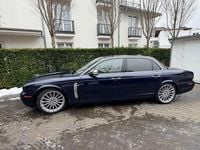 Gebraucht Jaguar XJ8 298 PS (219 kW) 2009 Blau Limousine
