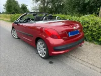 Gebraucht Peugeot 207 CC Platinum 120 PS (88 kW) 2007 Rot Cabrio