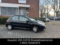 Gebraucht Peugeot 206+ Basis 73 PS (53 kW) 2012 Schwarz Kleinwagen