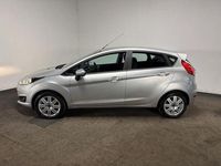 Gebraucht Ford Fiesta Trend 101 PS (74 kW) 2016 Silber Limousine