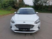 Gebraucht Ford Focus Trend 95 PS (69 kW) 2019 Weiß Limousine