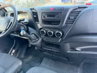 Gebraucht Iveco Daily 145 PS (106 kW) 2016 White ic 194 Van / Kleinbus