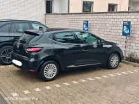 Gebraucht Renault Clio Bose Edition 76 PS (55 kW) 2018 Schwarz Limousine