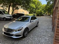 Gebraucht Mercedes E250 204 PS (150 kW) 2013 Silber Limousine