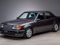 Gebraucht Mercedes E500 326 PS (239 kW) 1992 Grau Limousine