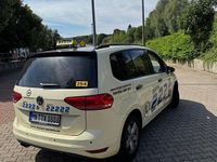 Gebraucht VW Touran 150 PS (110 kW) 2023 Schwarz Van / Kleinbus