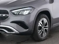 Gebraucht Mercedes GLA250 Advanced 218 PS (160 kW) 2025 Metalliclack mountaingrau SUV