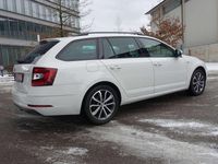 Gebraucht Skoda Octavia Soleil 150 PS (110 kW) 2019 Bila candy/candyweiss Kombi