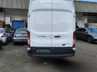 Second-hand Ford Transit 170 CP (125 kW) 2016 Alb Monovolum