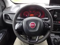 Gebraucht Fiat Doblò 120 PS (88 kW) 2017 Rot Van / Kleinbus