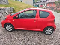 Second-hand Toyota Aygo 68 CP (50 kW) 2010 Hatchback