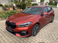 Gebraucht BMW 118 Sport Line 136 PS (100 kW) 2021 Sunset orange metallic Kleinwagen