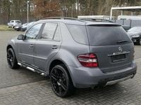 Gebraucht Mercedes ML350 272 PS (200 kW) 2006 Schwarz SUV