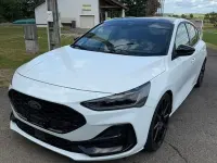Gebraucht Ford Focus ST 280 PS (205 kW) 2024 Weiß Limousine