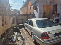 Gebraucht Mercedes C180 122 PS (89 kW) 1998 Silber Limousine