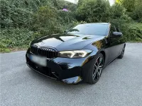 Gebraucht BMW 330 M Sport 245 PS (180 kW) 2023 Schwarz Kombi