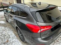 gebraucht Ford Focus 1,0 EcoBoost 92kW Cool & Connect Turni...