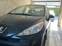 Gebraucht Peugeot 207 95 PS (69 kW) 2009 Schwarz Kleinwagen