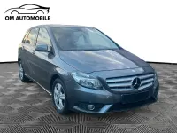 Gebraucht Mercedes B180 122 PS (89 kW) 2013 Grau Kleinwagen