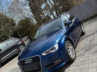 Gebraucht Audi A3 Ambiente 179 PS (131 kW) 2014 Blau Kombi