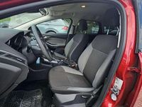 Gebraucht Ford Focus Trend 101 PS (74 kW) 2014 Candyrot metallic Kombi