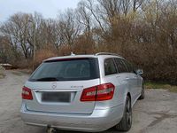 Gebraucht Mercedes E220 170 PS (125 kW) 2012 Silber Kombi