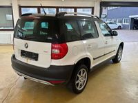 gebraucht Skoda Yeti Elegance Plus Edition 1,4 TSI -Xenon,AHK