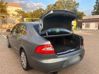 Gebraucht Skoda Superb 160 PS (117 kW) 2010 Grau Limousine