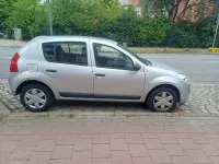 Gebraucht Dacia Sandero 75 PS (55 kW) 2009 Silber Kleinwagen