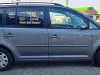 Gebraucht VW Touran 140 PS (102 kW) 2009 Grau Van / Kleinbus