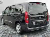 Neu Fiat Doblò 131 PS (96 kW) 2026 Schwarz / neraperla Van / Kleinbus