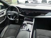 Gebraucht Audi Q8 S-Line 381 PS (280 kW) 2022 Mythosschwarz SUV