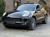 Gebraucht Porsche Macan Turbo 258 PS (189 kW) 2015 Tiefschwarzmetallic SUV